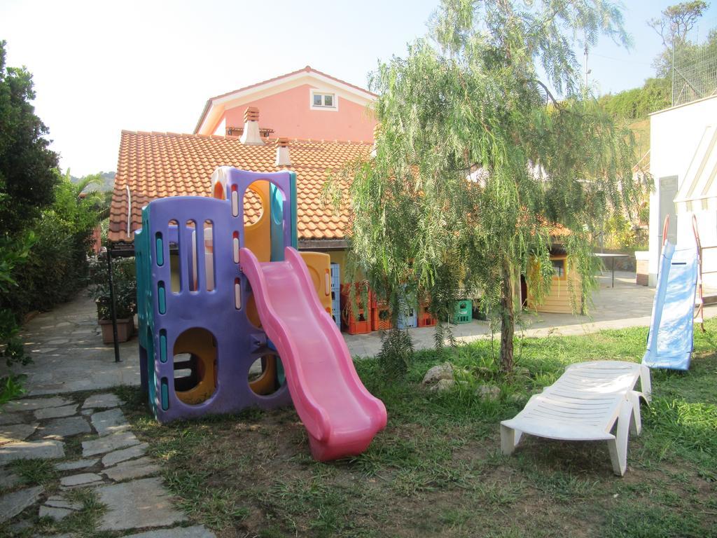 Agriturismo Cele チェッレ・リーグレ エクステリア 写真